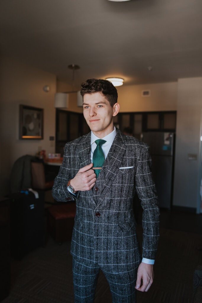 Groom gets ready for wedding day in Toledo, Ohio