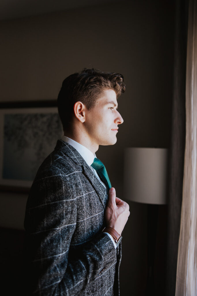 Soft lighting for getting ready on wedding day