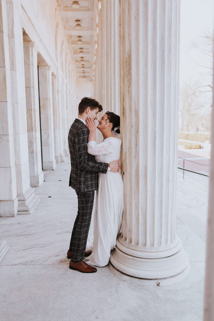 Beautiful wedding photo taken at the Toledo Museum of Art